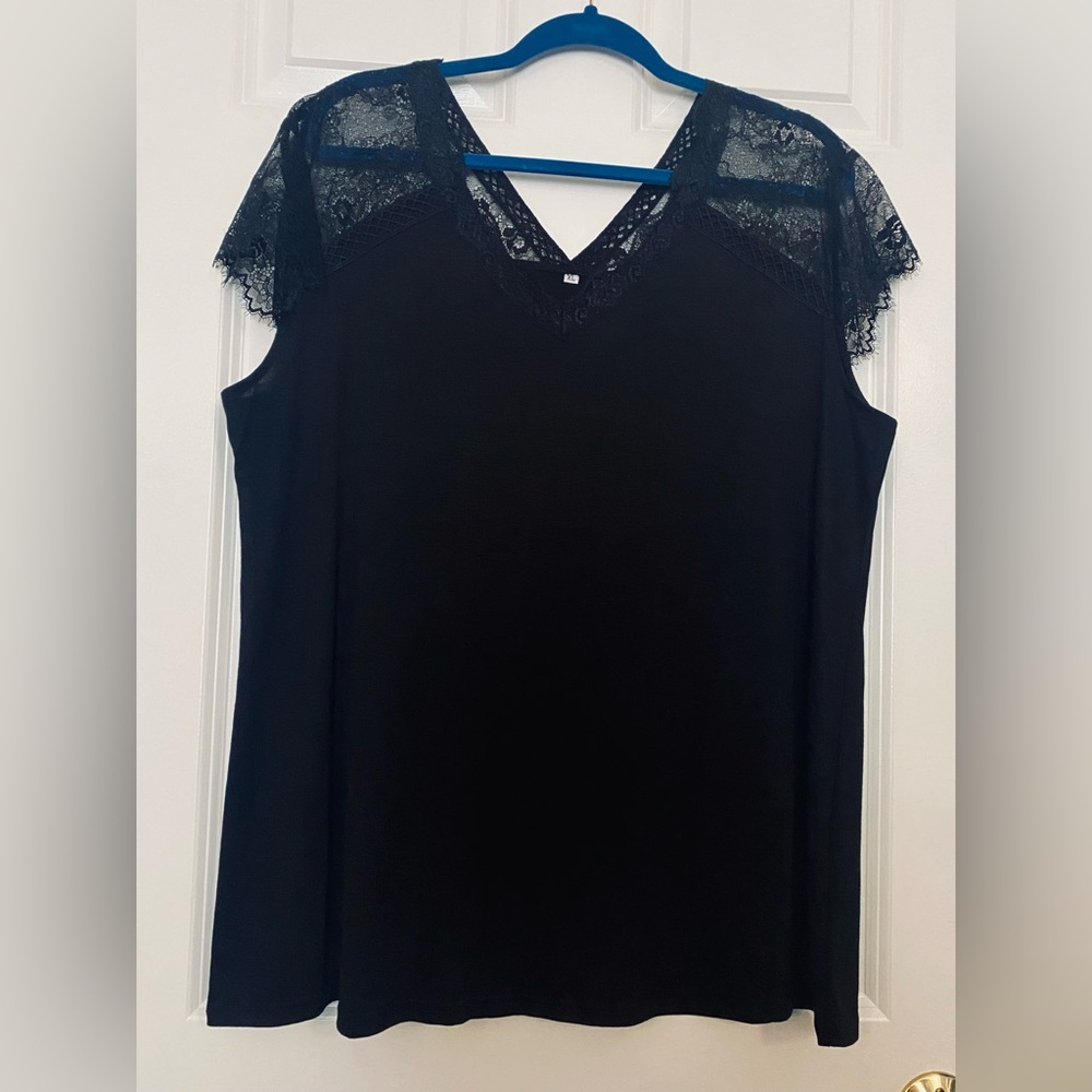 Women's Lace short-sleeve top